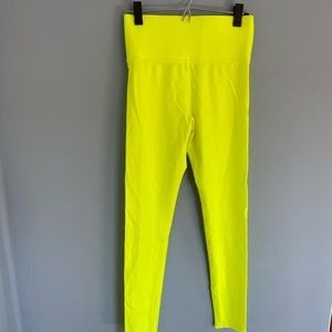 Carbon 38 Bright Yellow Leggings